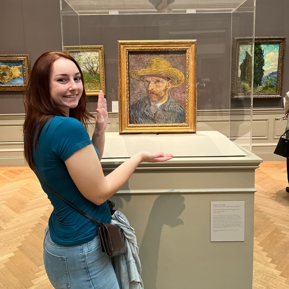 Meet your Posher, Jasmine